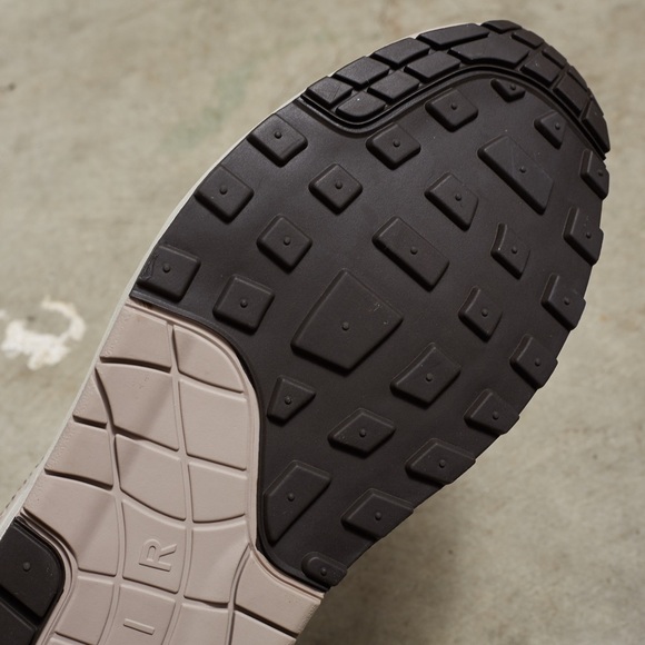 Nike Air Max 1 ‘97 ‘Light Orewood Snakeskin’ - Picture 8 of 10